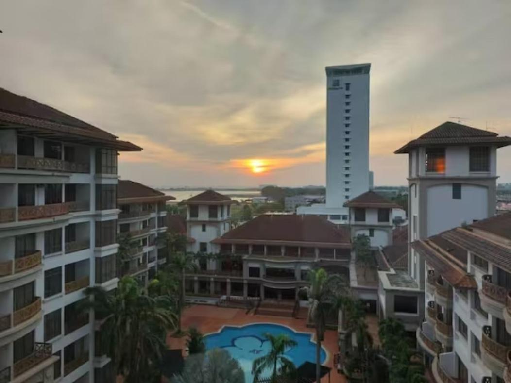 Gracious ~ Walking Distance To See, Shop And Eat Malacca Ngoại thất bức ảnh