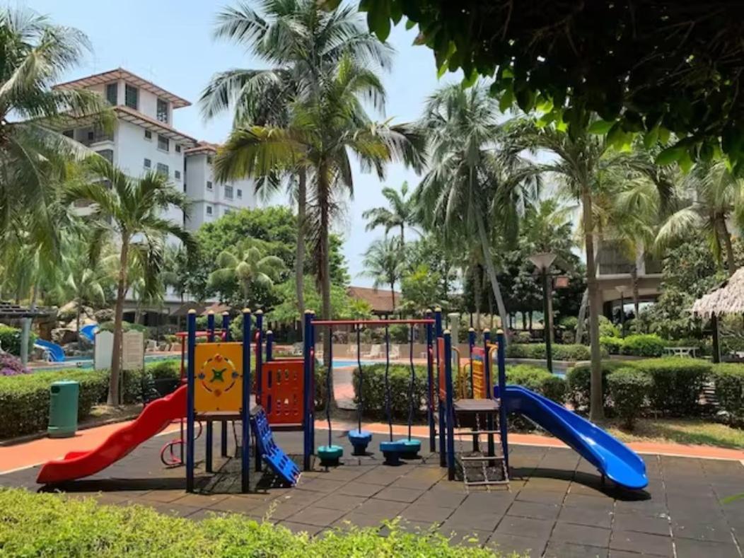 Gracious ~ Walking Distance To See, Shop And Eat Malacca Ngoại thất bức ảnh